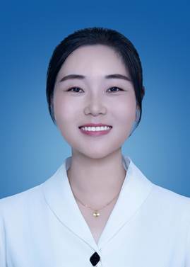 曹贞洁-证件照蓝底